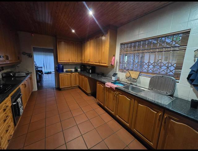 4 BEDROOM HOUSE FOR SALE IN SASOLBURG EXT 11